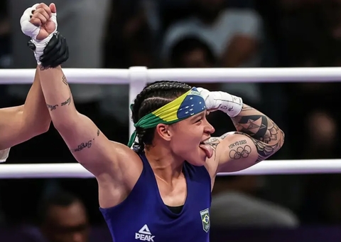 Boxe: Bia Ferreira faz primeira defesa de cinturão em Mônaco