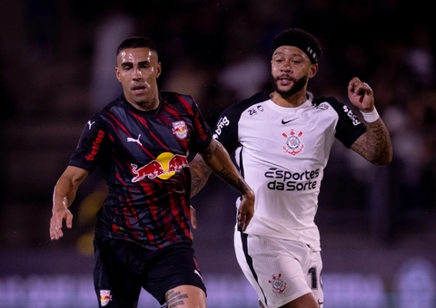 Presidente do Corinthians diz que decisão de deixar hotel partiu de Memphis