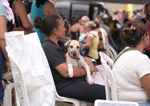 Castramóvel chega ao Alvorada 2 com 150 vagas para castração gratuita de cães e gatos
