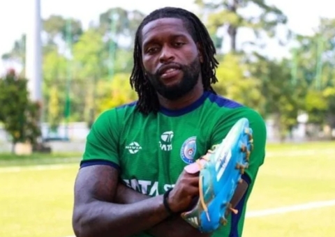 Ex-Arsenal é condenado a 4 anos de prisão por contrabando de cannabis; veja