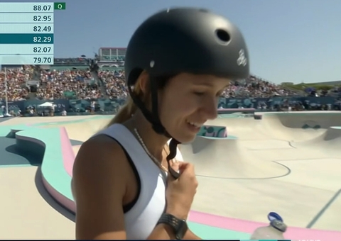 Dora Varella se classifica e vai à final do skate park em Paris