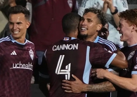 Fluminense negocia chegada do atacante Rafael Navarro, ex-Palmeiras
