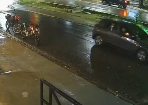 Vídeo mostra execução de jovem em frente a tabacaria no Dom Pedro; veja