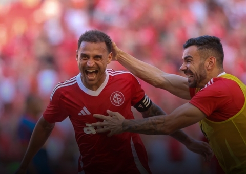 Inter derrota RB Bragantino, tem rodada 'perfeita' e escapa do rebaixamento
