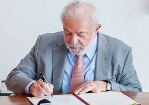 Lula sanciona lei que garante acesso à educação infantil de crianças 