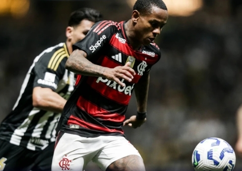 Wallace Yan, do Flamengo, comenta pênalti perdido contra o Atlético-MG