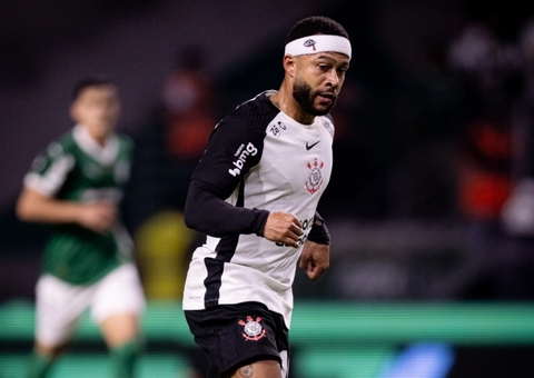Possível lesão de Memphis no Corinthians preocupa Dorival