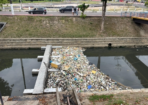Ecobarreiras recebem ação de limpeza após chuvas no fim de semana em Manaus