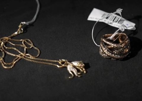 Polícia desmonta esquema de joias roubadas exibidas em programa de TV