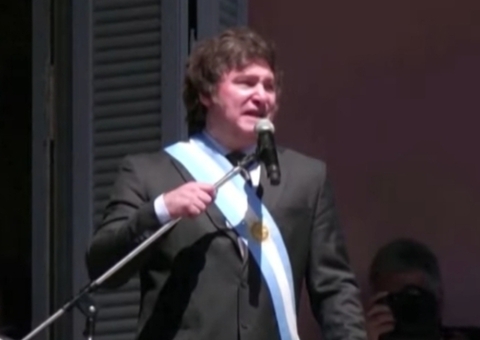 Milei sofre derrota em eleições da província de Buenos Aires em meio a crise