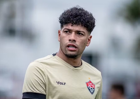Vitória negocia troca de Machado por Mastriani com o Athletico