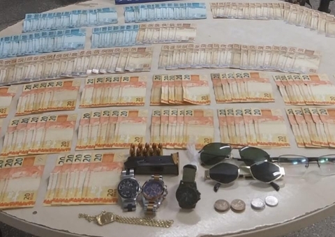 PM apreende R$ 8,5 mil, joias, drogas e munições em pousada na Cosme Ferreira