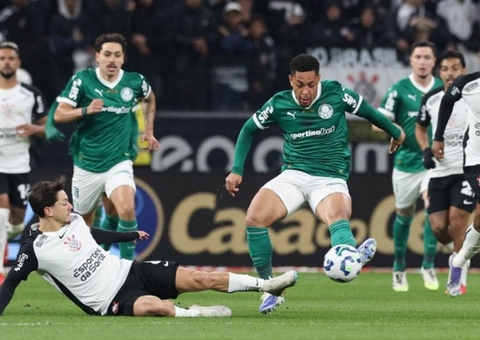 Palmeiras bate Corinthians na Neo Química Arena com gol no fim