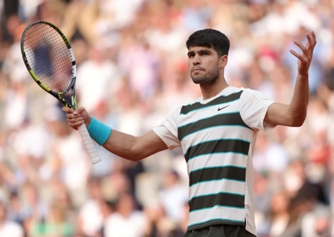 Alcaraz consegue virada histórica e conquista bicampeonato de Roland Garros