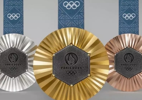 Brasileiro é preso e condenado na França por vender medalhas falsas