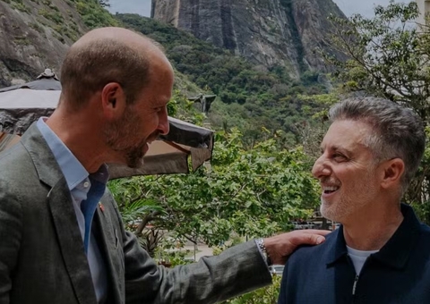 Luciano Huck posta foto com Príncipe William