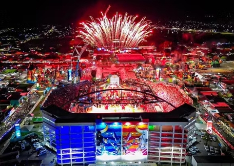 Empresa antecipa vendas de passagens para Festival de Parintins 2025 