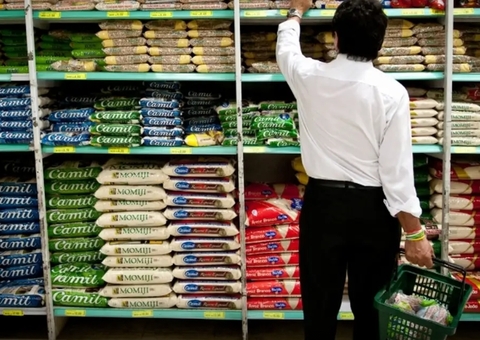 Valor do diesel aumenta frete rodoviário e vai pesar no preço dos alimentos