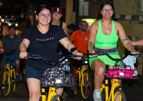 Pedala Livre realiza passeio ciclístico em homenagem ao Dia das Mães em Manaus