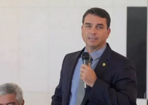 Senador Flávio Bolsonaro se filia ao Patriota