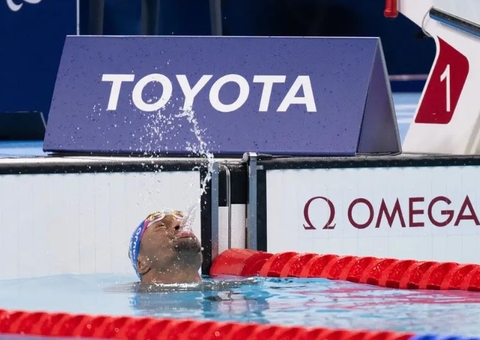 Gabrielzinho bate recorde em eliminatória da natação na Paralimpíada