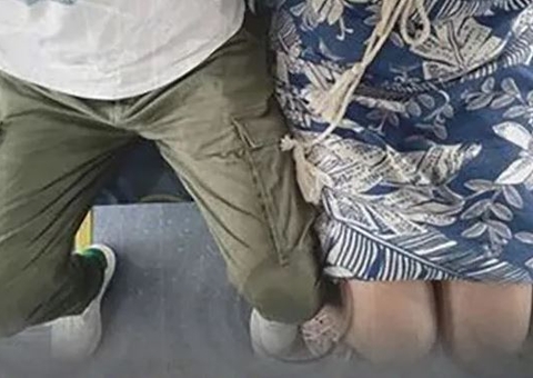 Campanha contra pernas abertas no transporte é lançada em São Paulo