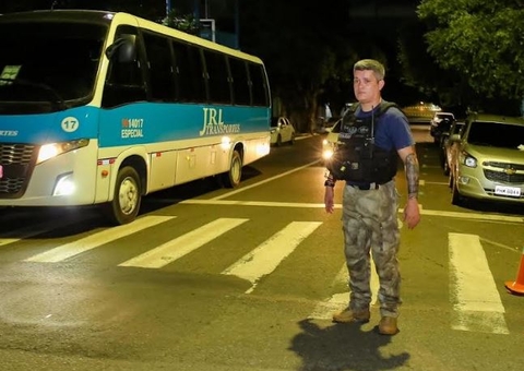Mais de 300 condutores são multados durante Operação Réveillon em Manaus
