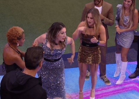 Amanda debocha de brothers que a chamaram de planta no BBB 23