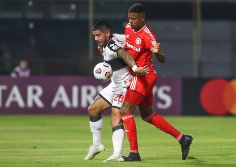 Internacional derrota Olimpia na Libertadores