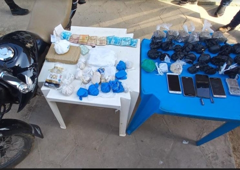 Família é presa após PM encontrar casa repleta de drogas no Amazonas