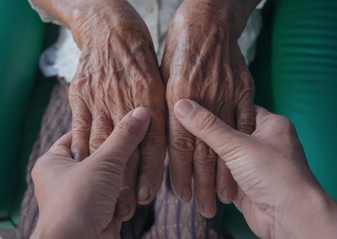 Baile 'Celebrando a Vida' lança Programa Vida e Saúde do Idoso Ativo