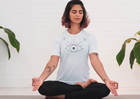 Conheça 5 benefícios da meditação de atenção plena para a saúde