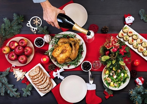 Nutricionista ensina a evitar ganho de peso extra neste fim de ano