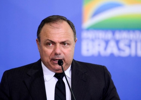 Após acidente, Pazzuello passa por cirurgia