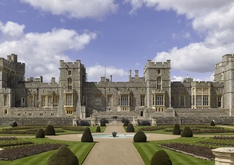 Homem é preso após invadir castelo onde rainha Elisabeth II passa o Natal