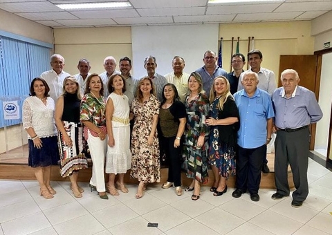 Com Dercyvone Goes presidente, nova diretoria da Affeam é empossada