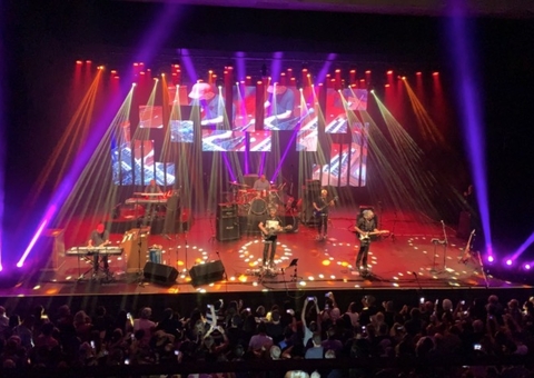 Dire Straits Legacy adia show em Manaus