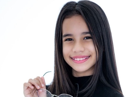 Aos 11, Malu fala de educação financeira e lança livro para crianças