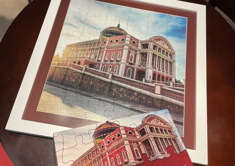 Casarão de Ideias lança quebra-cabeça em homenagem ao Teatro Amazonas