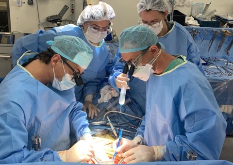 Mulher precisará de transplante de fígado após tomar 'chá emagrecedor'