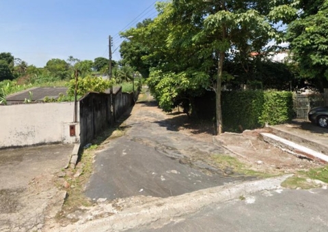 Falta de infraestrutura e invasão de via pública em Flores são alvo de investigação