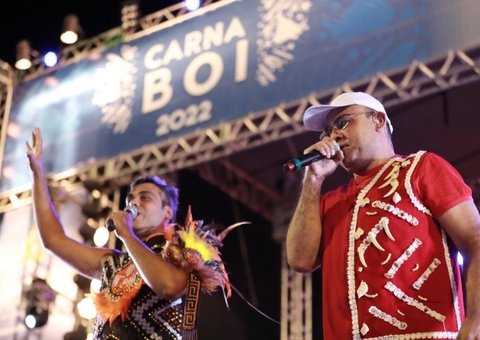 Primeira noite de Carnaboi leva mais de 5 mil pessoas ao Sambódromo em Manaus