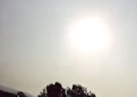 Vídeo mostra queda de asteróide de toneladas em Tefé, no Amazonas