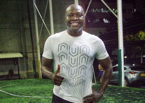 Ex-Corinthians, Rincón segue em estado crítico após acidente de carro