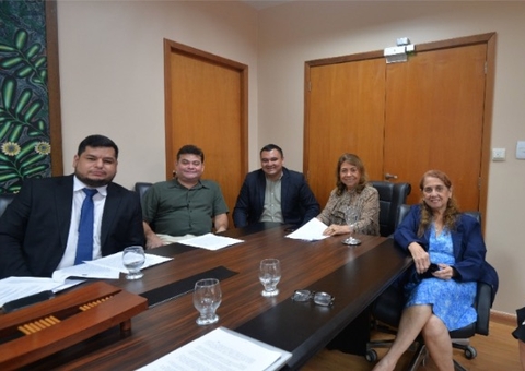 TRT fecha acordo de mais de R$ 800 mil para trabalhadores de limpeza pública