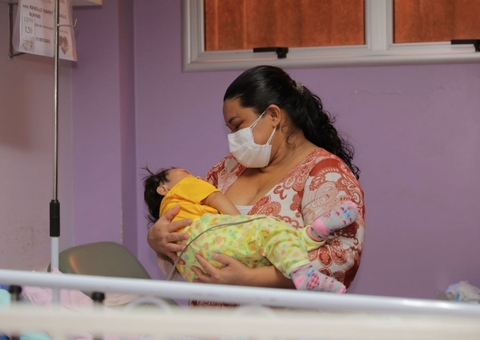Bebês cardiopatas recebem alta após 10 meses internadas no Hospital Francisca Mendes, em Manaus