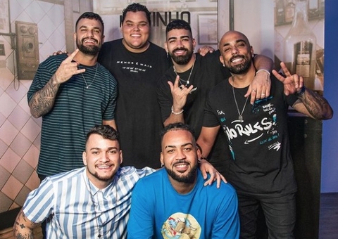 Dilsinho e Menos é Mais estão confirmados no Samba Manaus