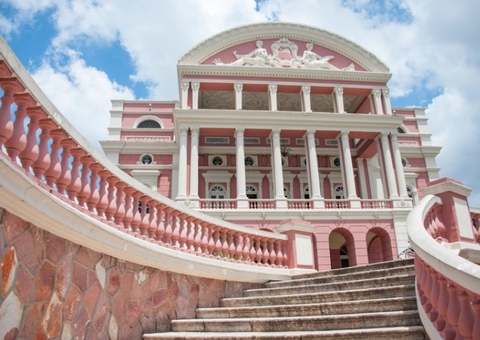 Dia Mundial do Turismo terá visitação gratuita no Teatro Amazonas