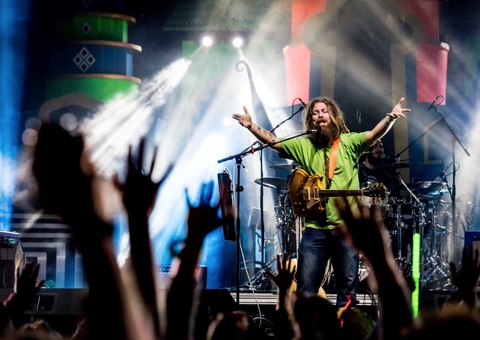 Mike Love apresenta o melhor do reggae em Manaus