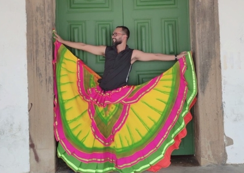 Coreógrafo amazonense ministra oficina de carimbó em evento internacional